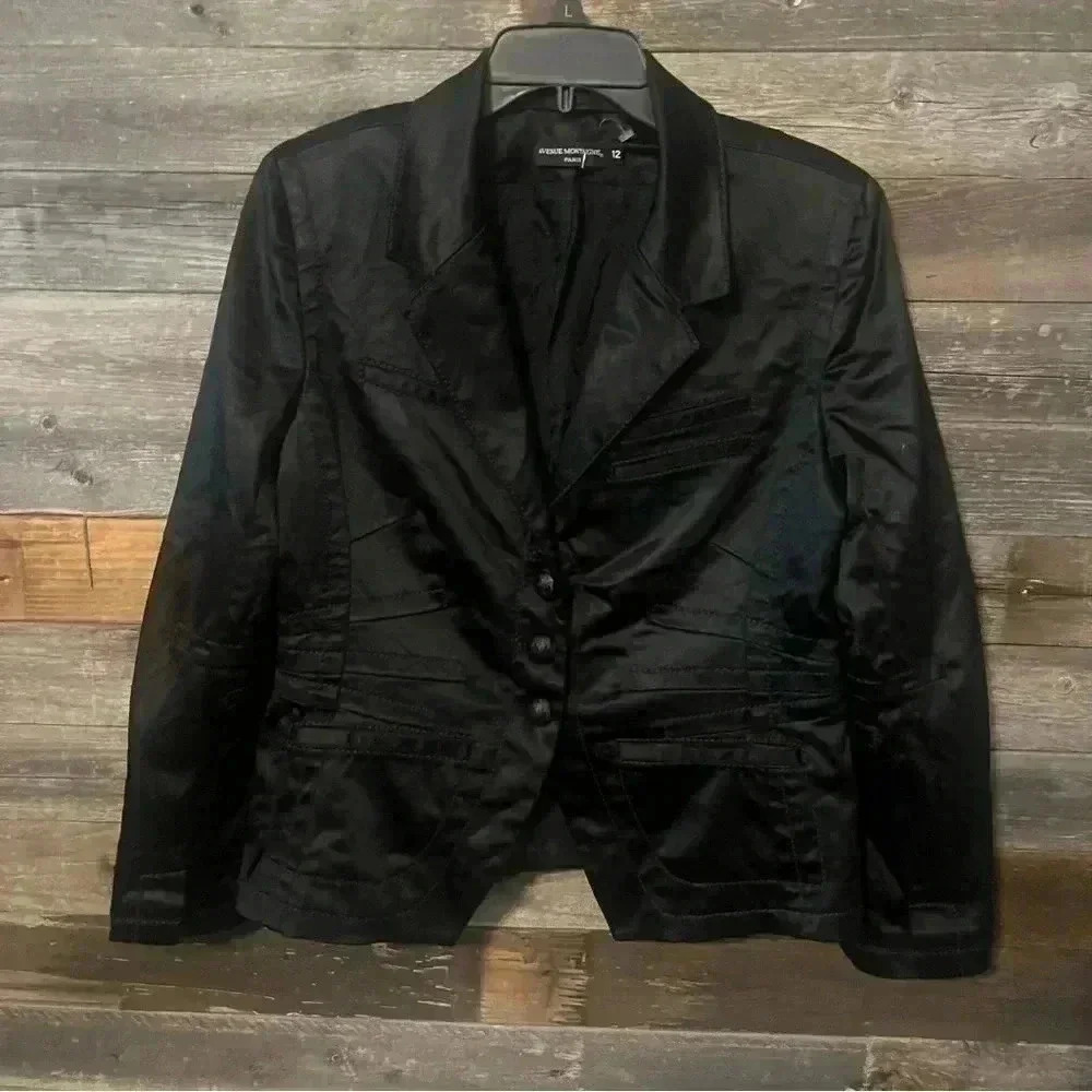 Avenue Montaigne Paris Black Jacket